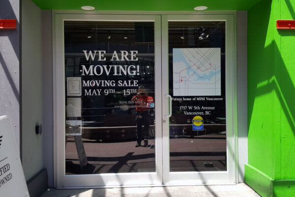 Cut vinyl lettering - Image 6